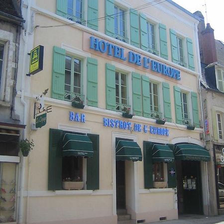 ホテル Logis De L'Europe Restaurant Le Cepage Corbigny エクステリア 写真