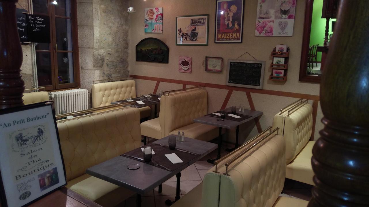ホテル Logis De L'Europe Restaurant Le Cepage Corbigny エクステリア 写真